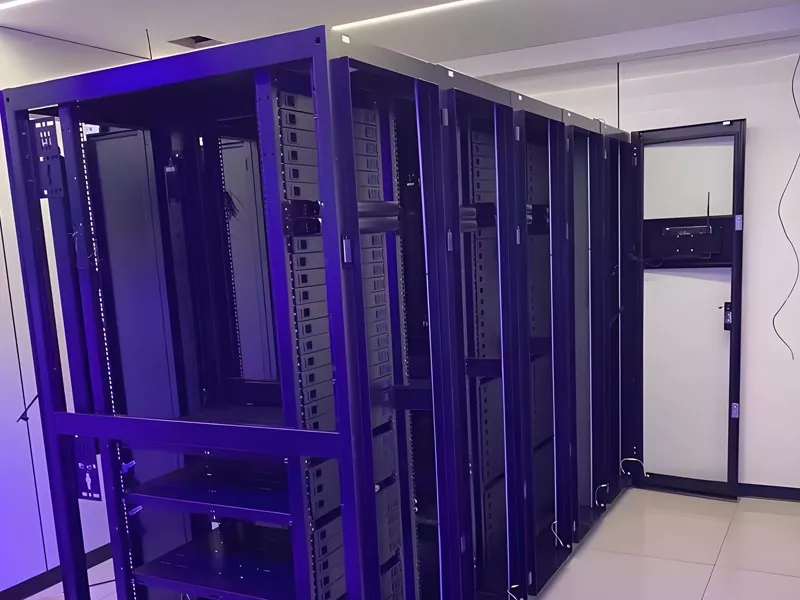 Single-Row Cold Air Channel